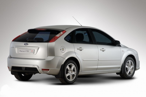 Бампер задний Ford Focus YTE